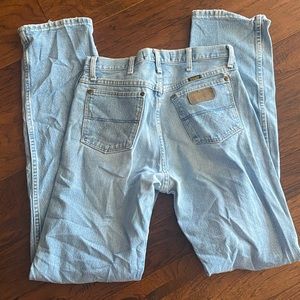 Wrangler jeans. Used. Would be good work pants.
